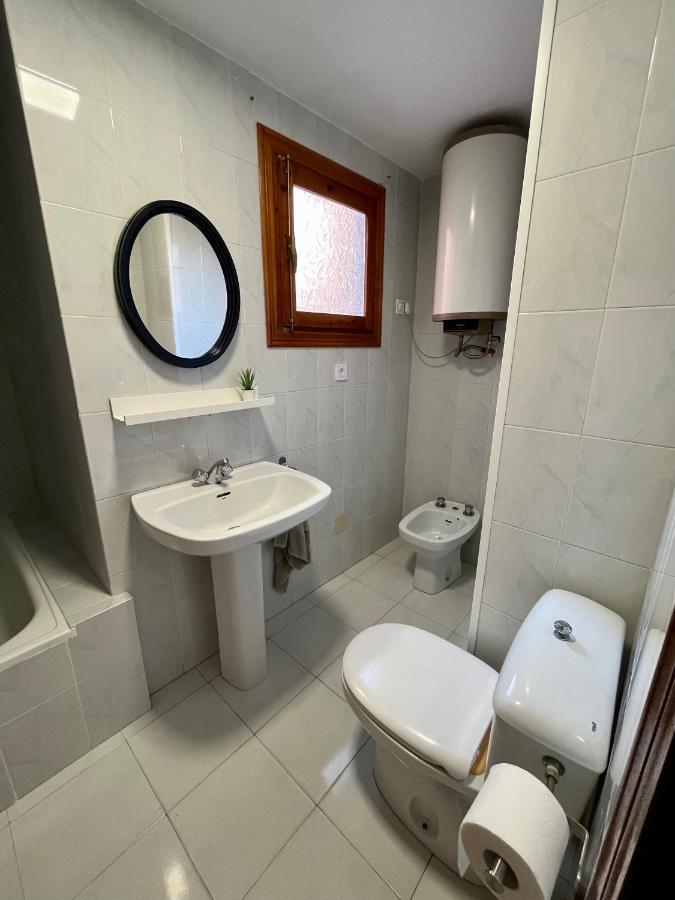 Estudio En La Playa Торевьиа Экстерьер фото