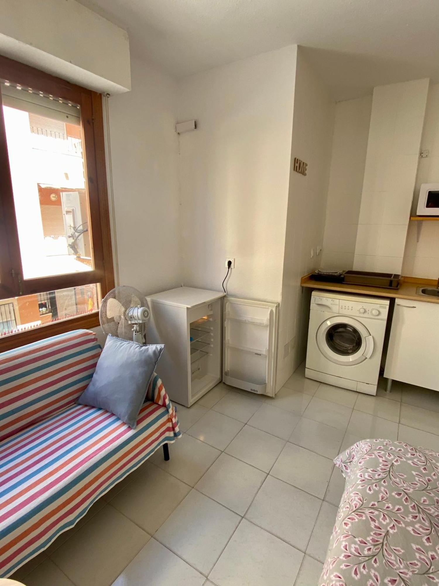 Estudio En La Playa Торевьиа Экстерьер фото